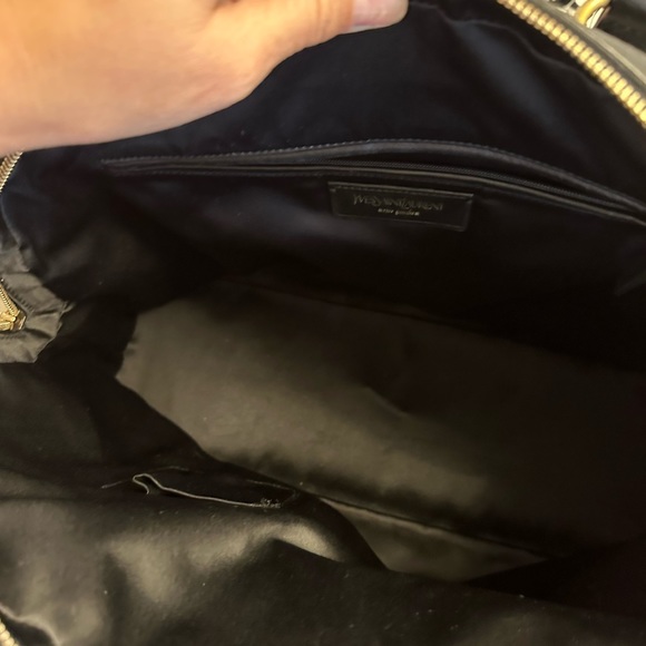 YSL XL Gray Muse Wool Shoulder Bag - Picture 14 of 17